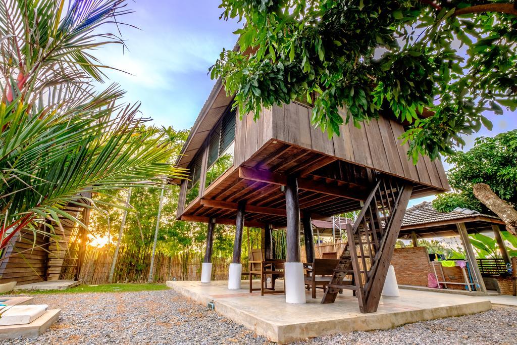 Banyen Villa Ban San Sai  Rom bilde